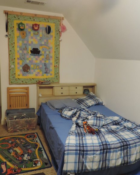 05 j room