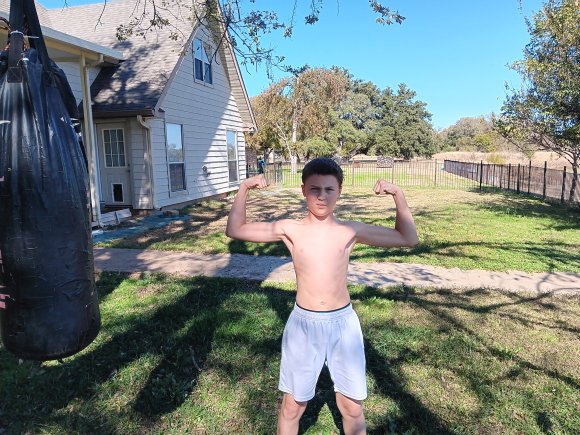 Joel_arms_2511