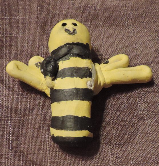 10 clay bee