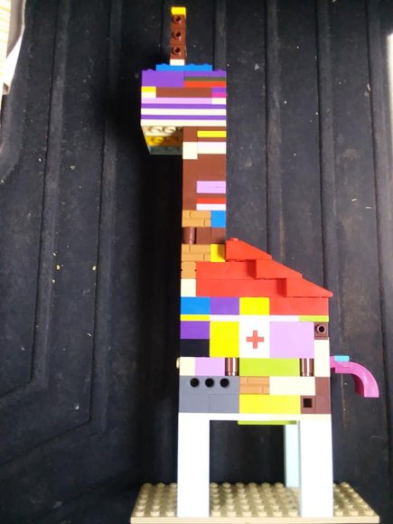 18 lego llama