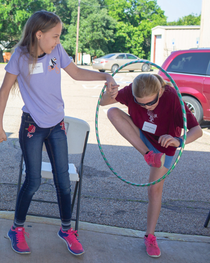 5th hula hoop hannah2