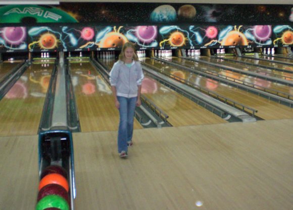 11 bowling kirsten