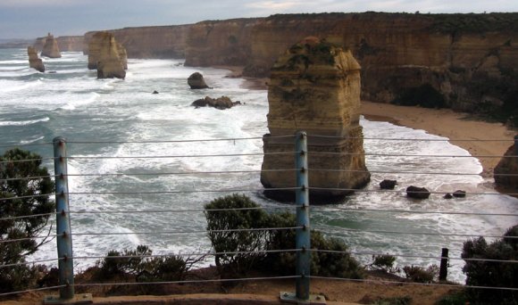 14 great ocean road 12 apostles03