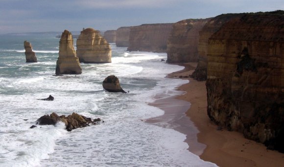 14 great ocean road 12 apostles