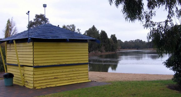 15 numurkah lake2