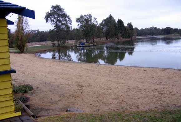 15 numurkah lake