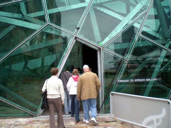 16 melbourne federation square door