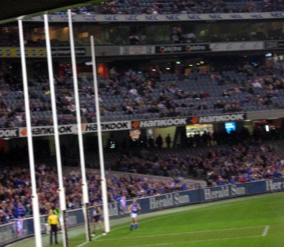 16 melbourne footy goals