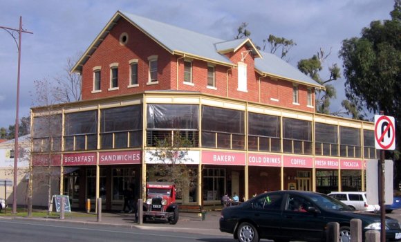 17 echuca bakery