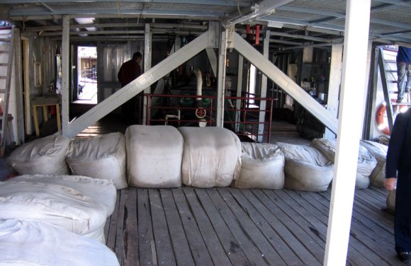 17 echuca paddle boat seats