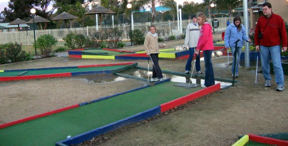 17 numurkah minigolf kirsten