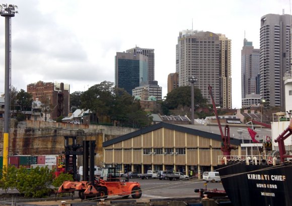 20 Sydney skyline14 old Observatory