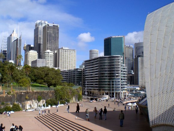 20 Sydney view Opera House looking out