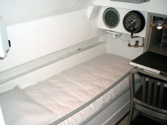 36 navigators bed