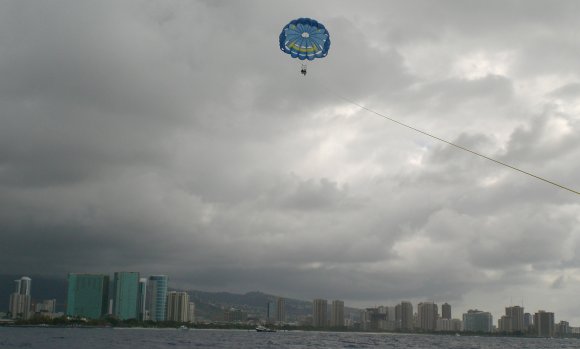 04 parasailing4