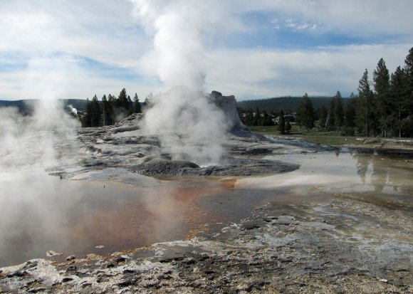 22 castle geyser